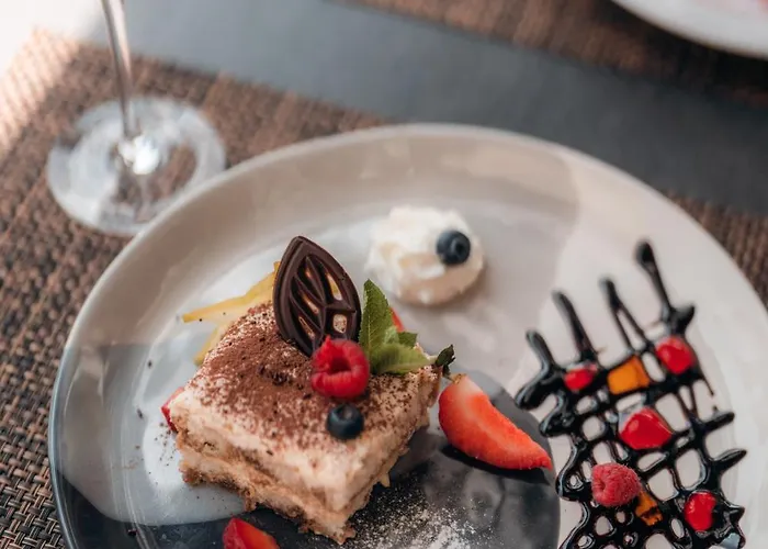 Relais Fleuri Otel *