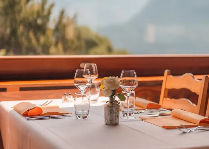 Relais Fleuri Hotel *